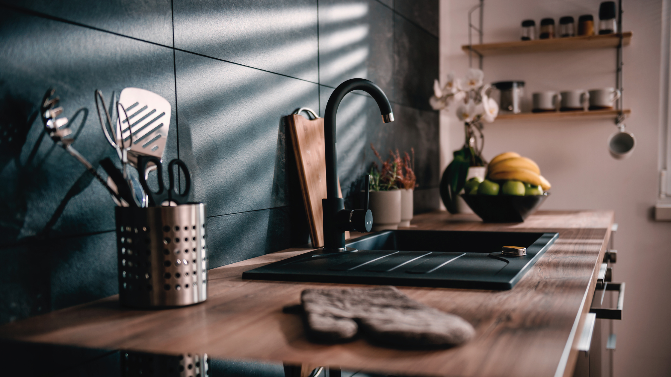 6 Striking Kitchen Cabinet Trends That Will Instantly Elevate Your Space