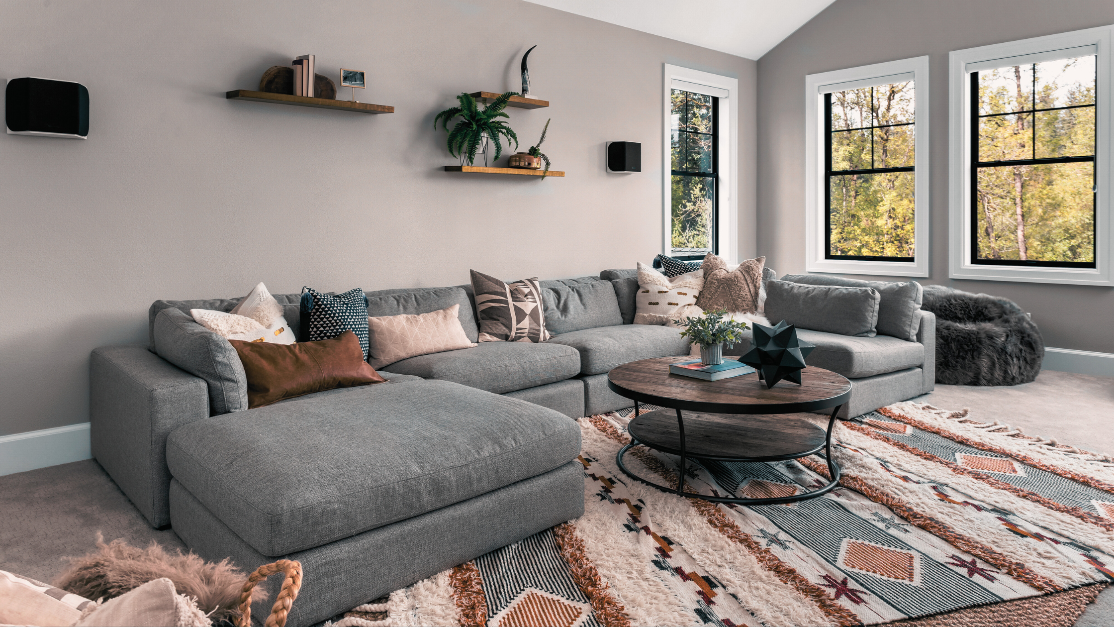 7 Essential Rug Buying Tips for a Stunning, Stress-Free Space